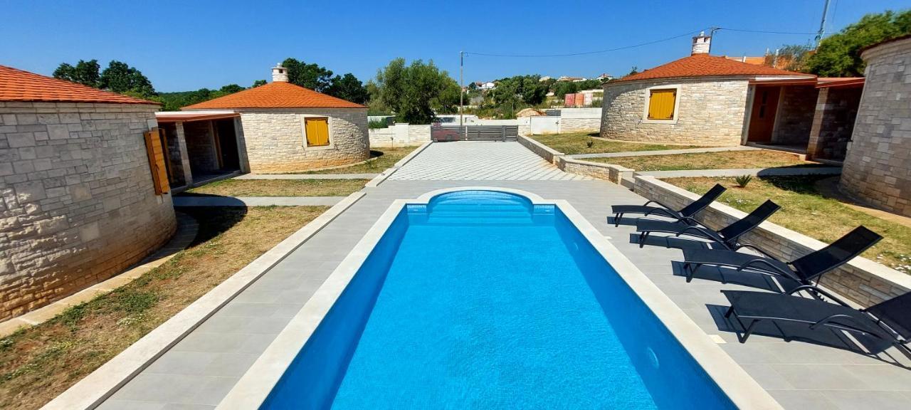Apartmani Belavic - Kazuni Peruški Eksteriør bilde